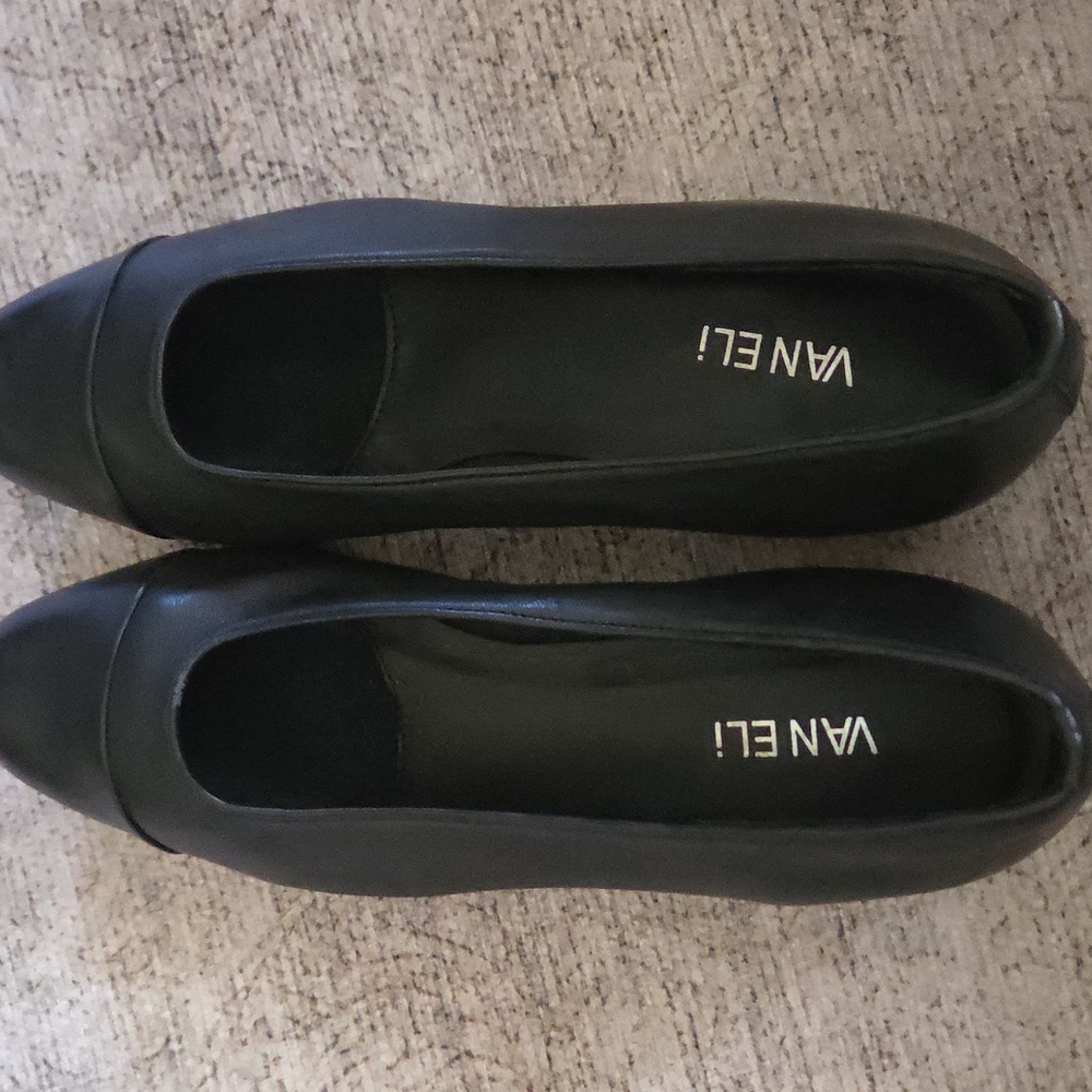 Vaneli Black Leather Flats Timeless Loafers